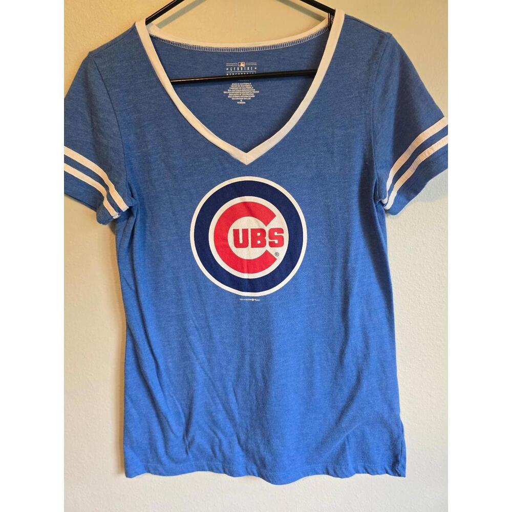 Chicago Cubs Baseball Light Blue Vneck Tee Shirt (M)